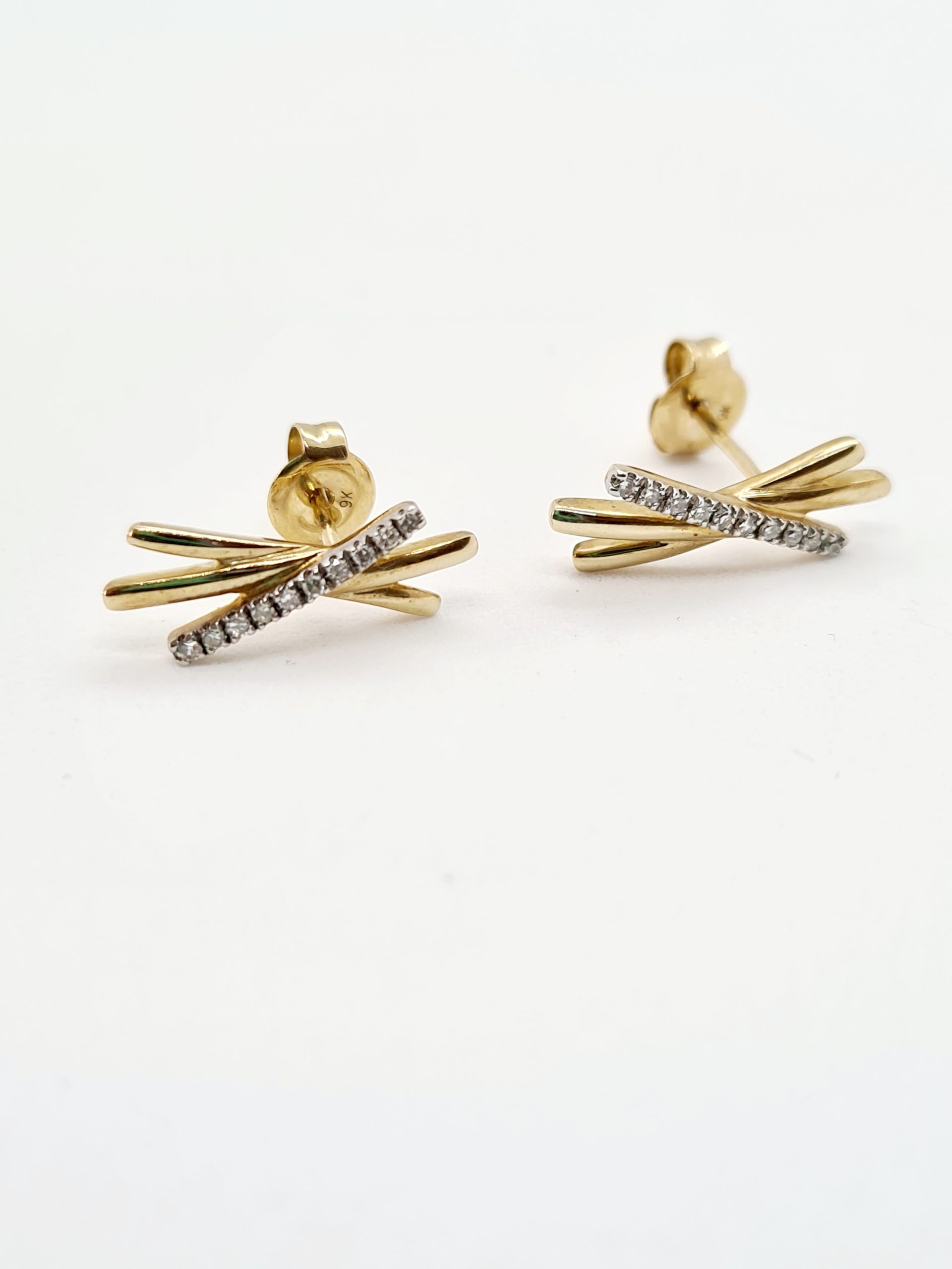 9ct Yellow Gold Diamond Crossover Bar Earrings