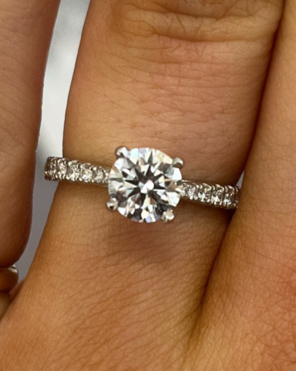18ct Yellow Gold Brilliant Round Solitaire Lab Diamond Ring with Claw Set Shoulders